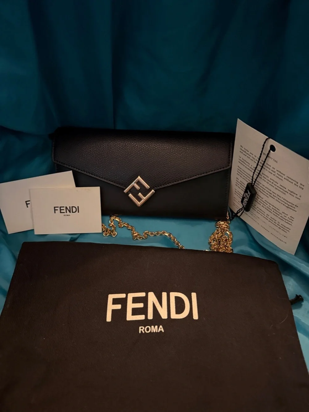 Fendi-FF Diamonds Continental Wallet on Chain,made of textured calfskin leather - Picture 2 of 15